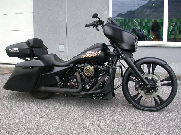 Harley Davidson FLHXS Street Glide